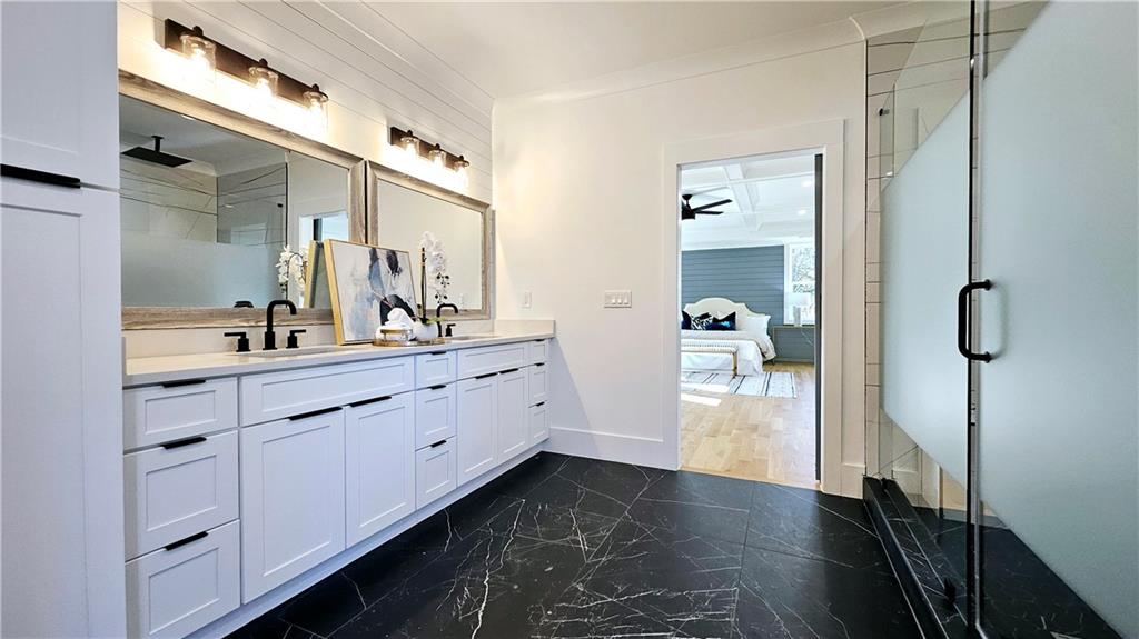 1102 Morley Avenue SE