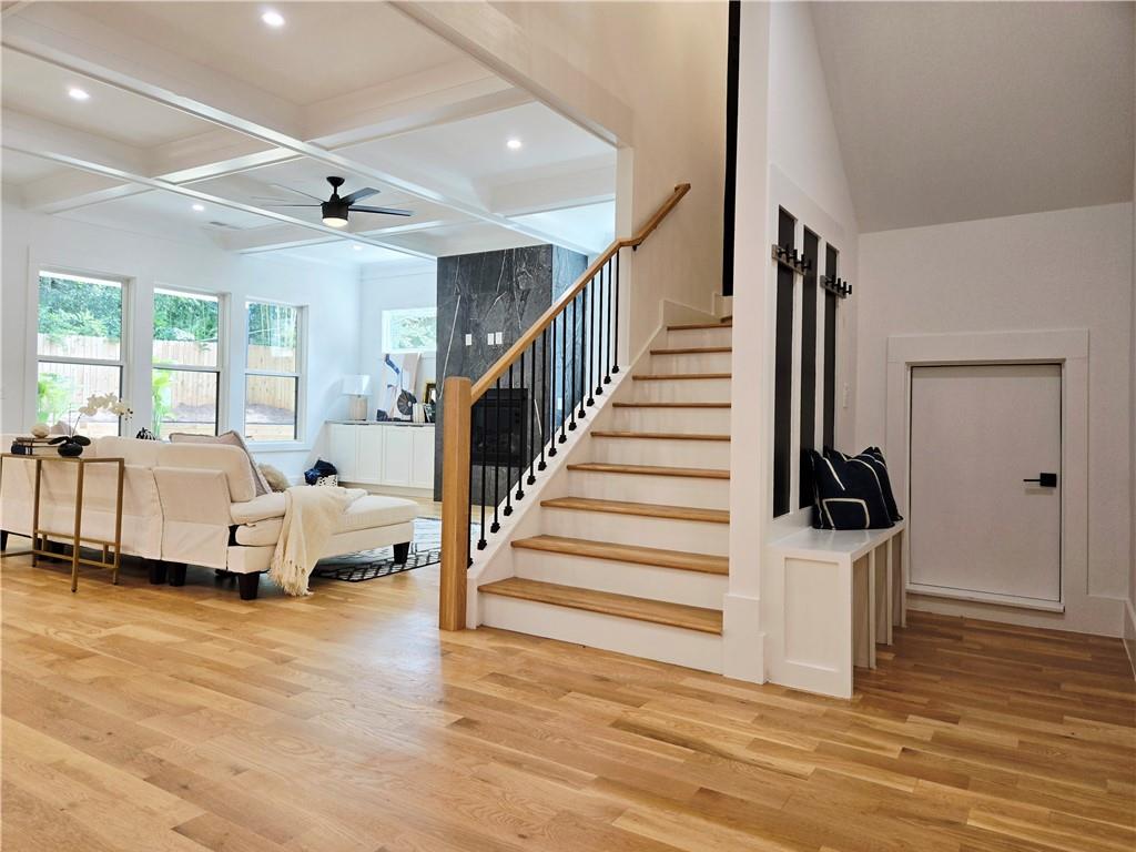 1102 Morley Avenue SE