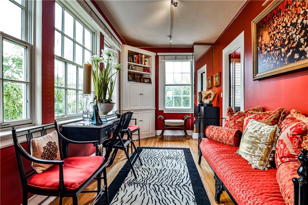 1325 Peachtree Street NE Unit 701