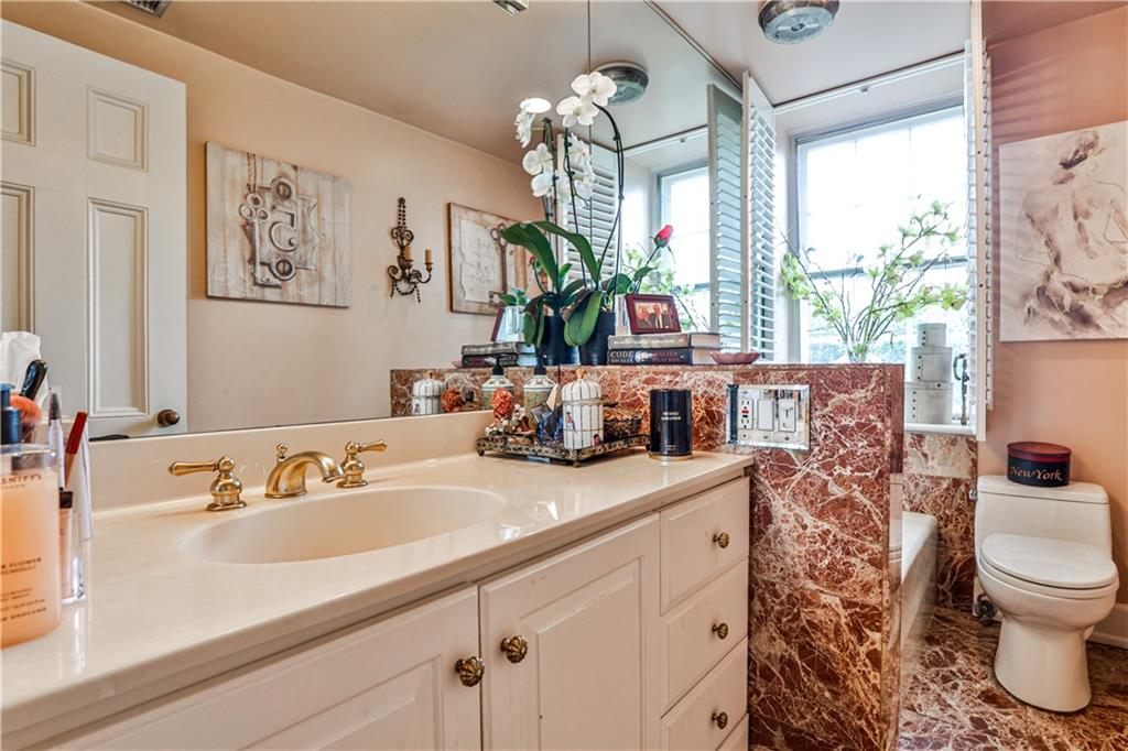 1325 Peachtree Street NE Unit 701