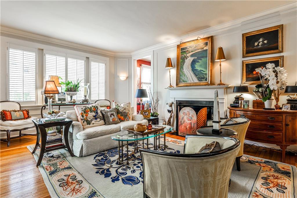 1325 Peachtree Street NE Unit 701