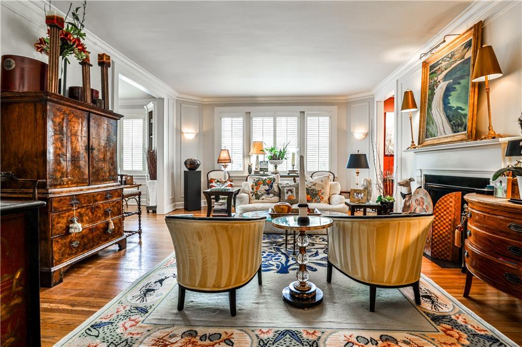 1325 Peachtree Street NE Unit 701