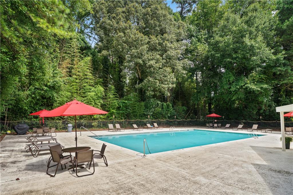 1201 Pine Heights Drive