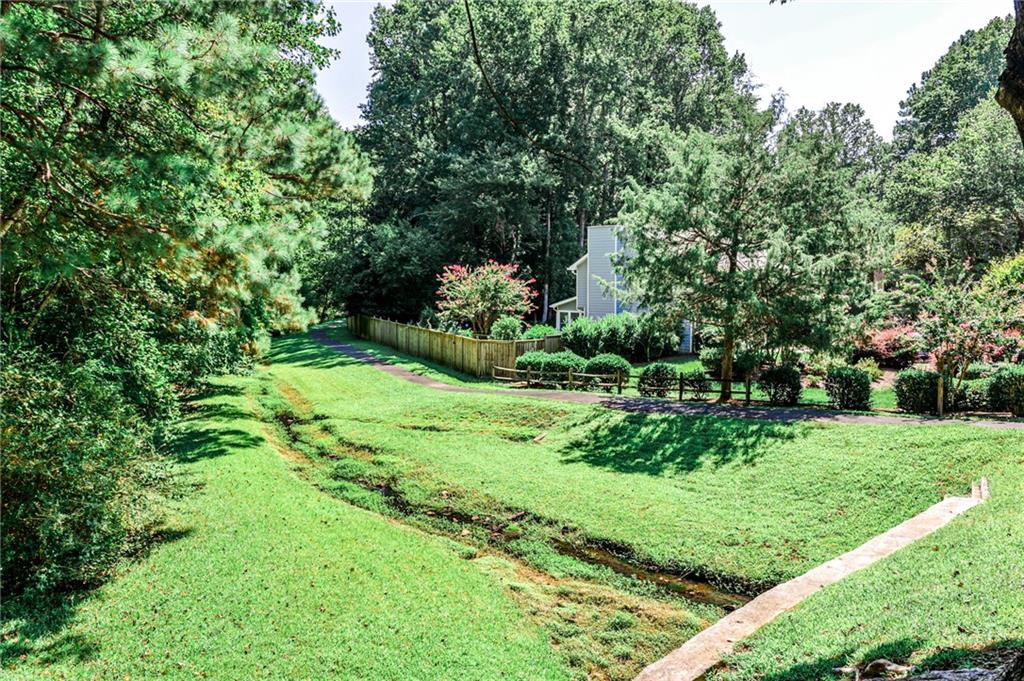 2528 Chimney Springs Drive