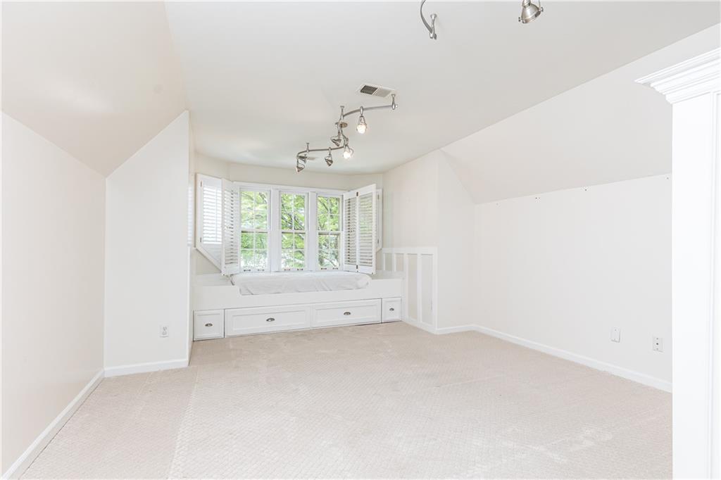 554 Hackney Drive SE