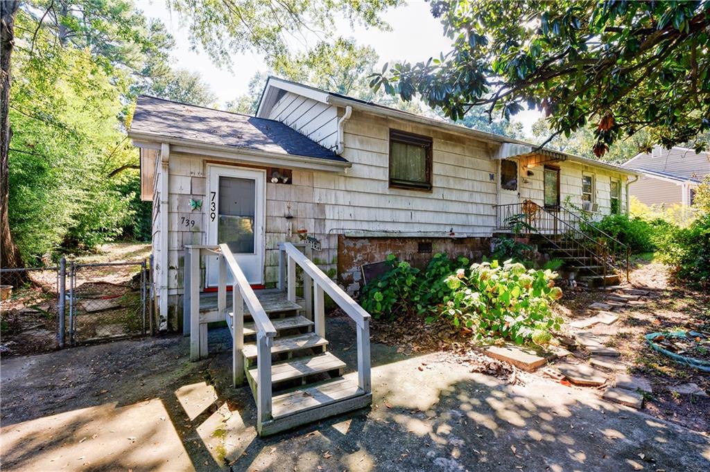 739 Scott Circle