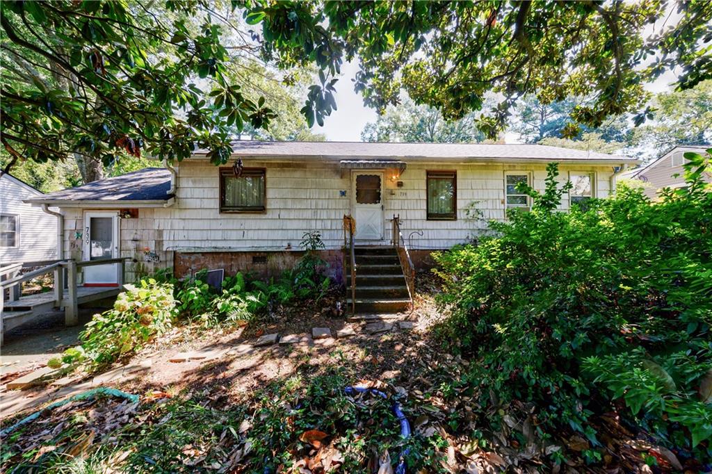 739 Scott Circle