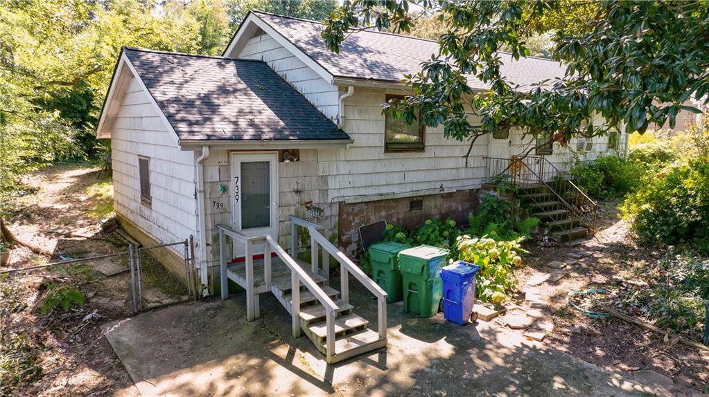 739 Scott Circle