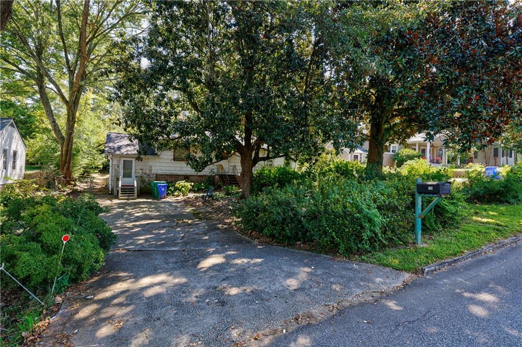 739 Scott Circle