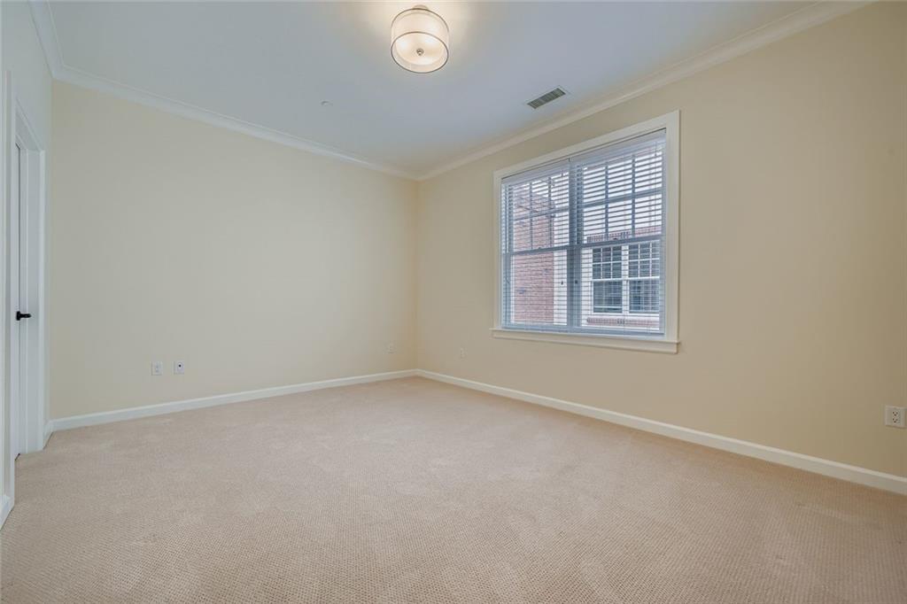 229 Peachtree Hills Avenue NE Unit 5308