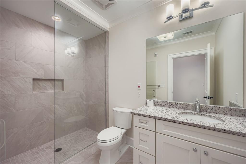 229 Peachtree Hills Avenue NE Unit 5308