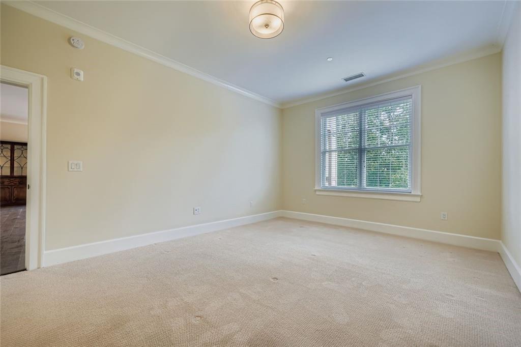 229 Peachtree Hills Avenue NE Unit 5308
