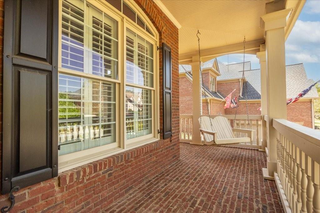 802 Pathview Court