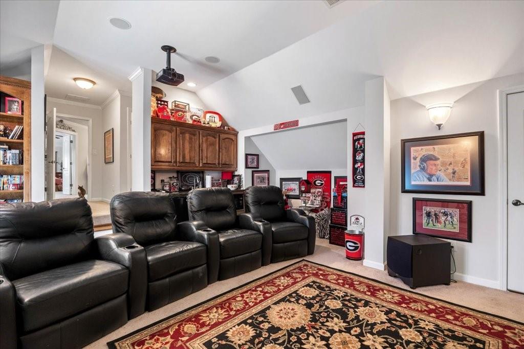 802 Pathview Court