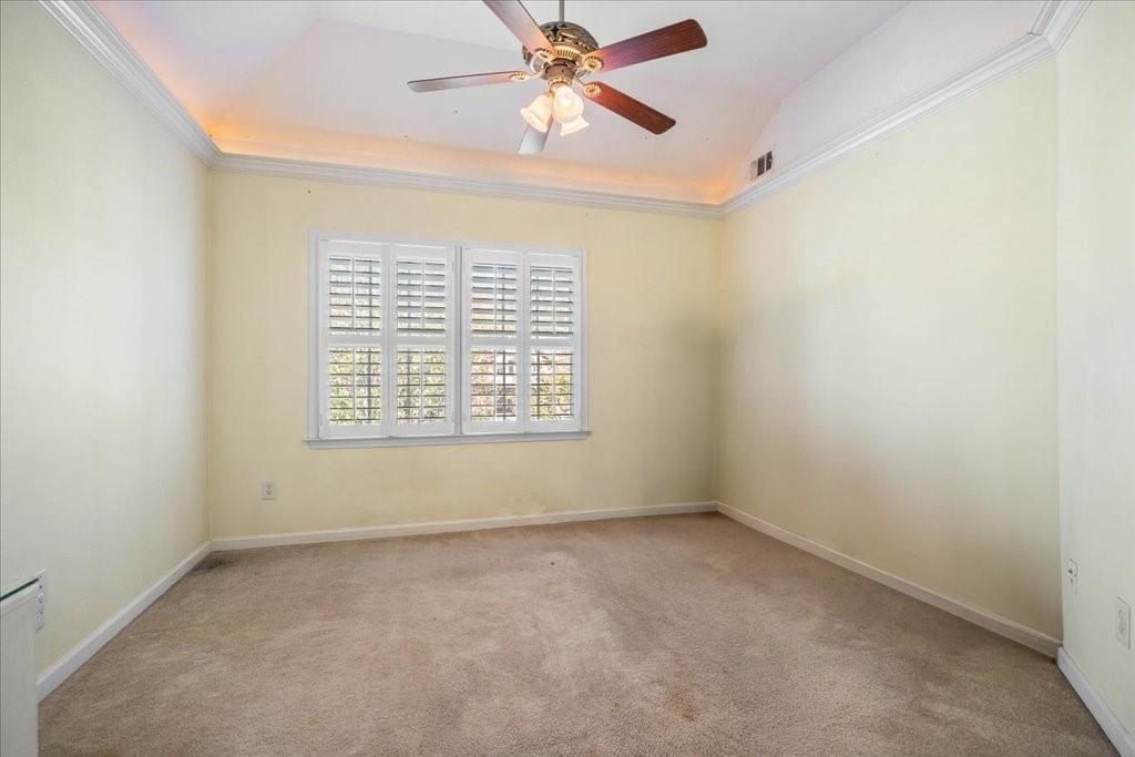 802 Pathview Court