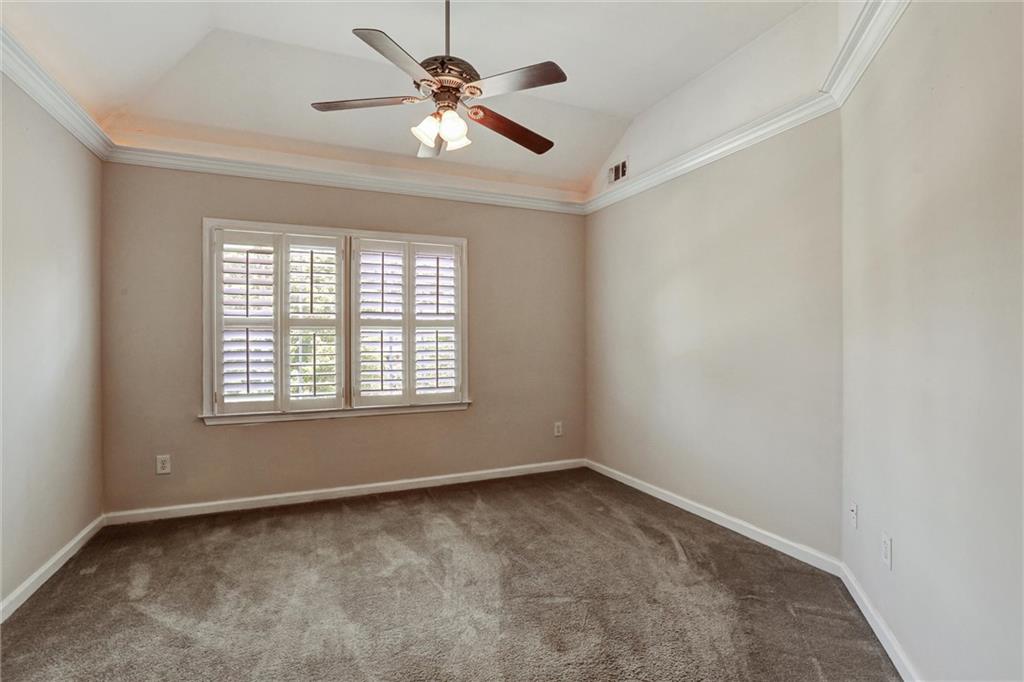 802 Pathview Court