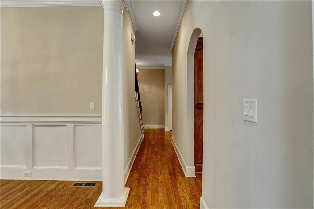 802 Pathview Court