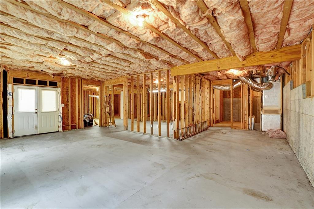 802 Pathview Court