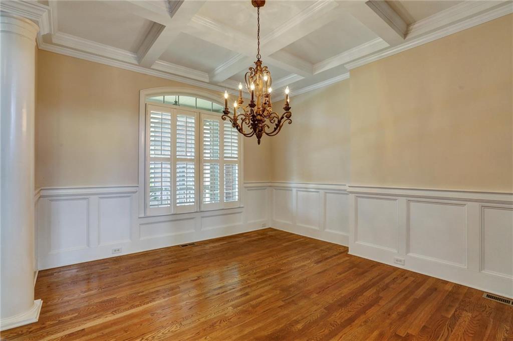 802 Pathview Court