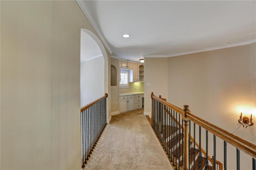 802 Pathview Court
