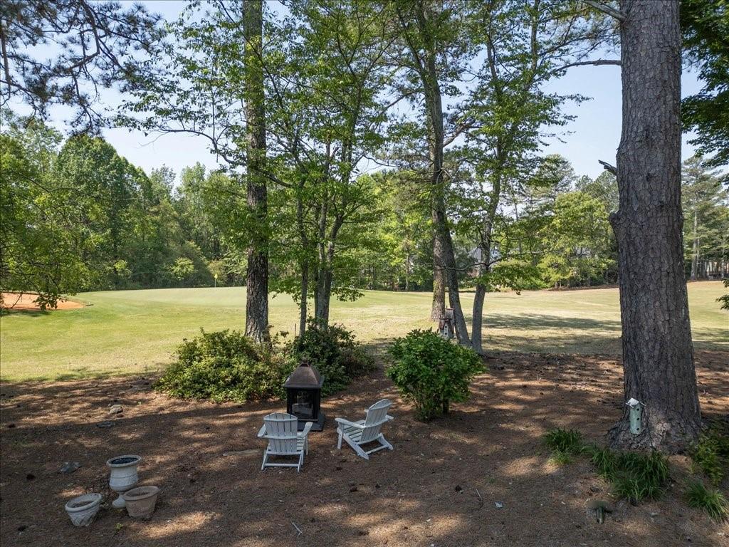 802 Pathview Court