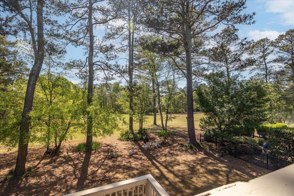 802 Pathview Court
