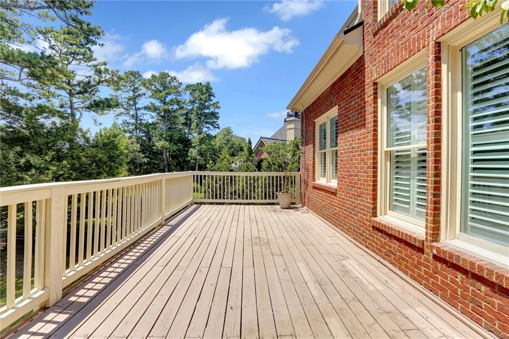802 Pathview Court