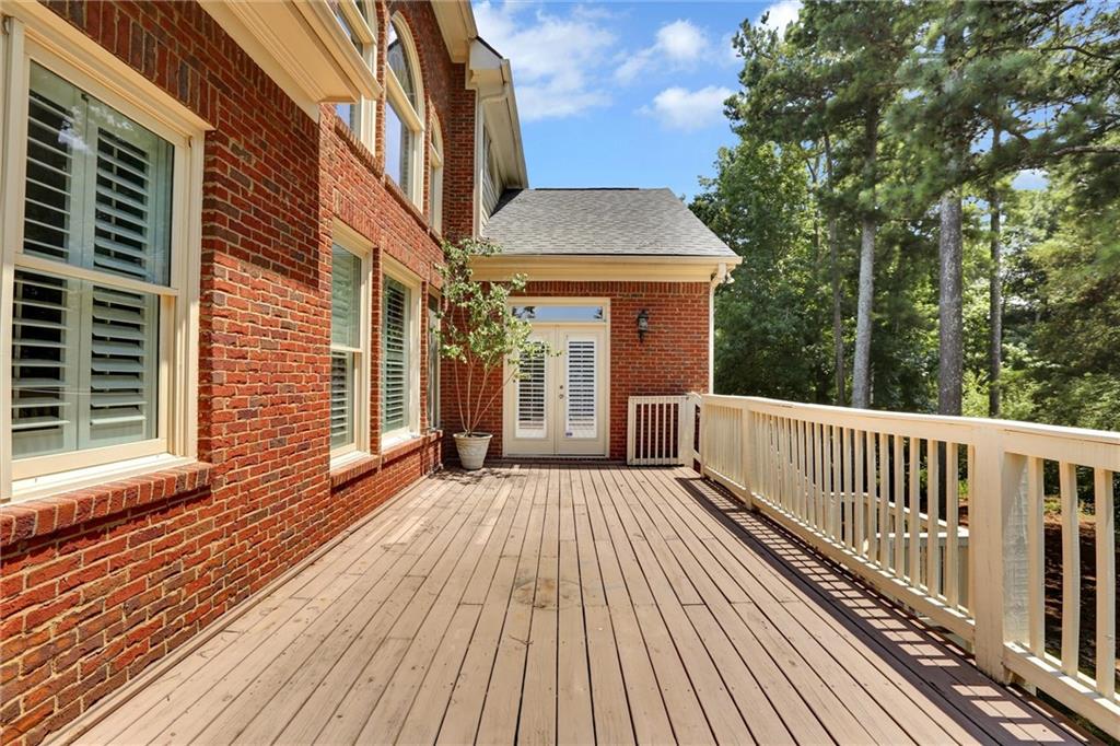 802 Pathview Court