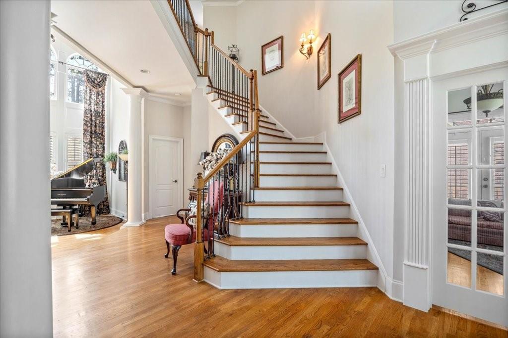 802 Pathview Court