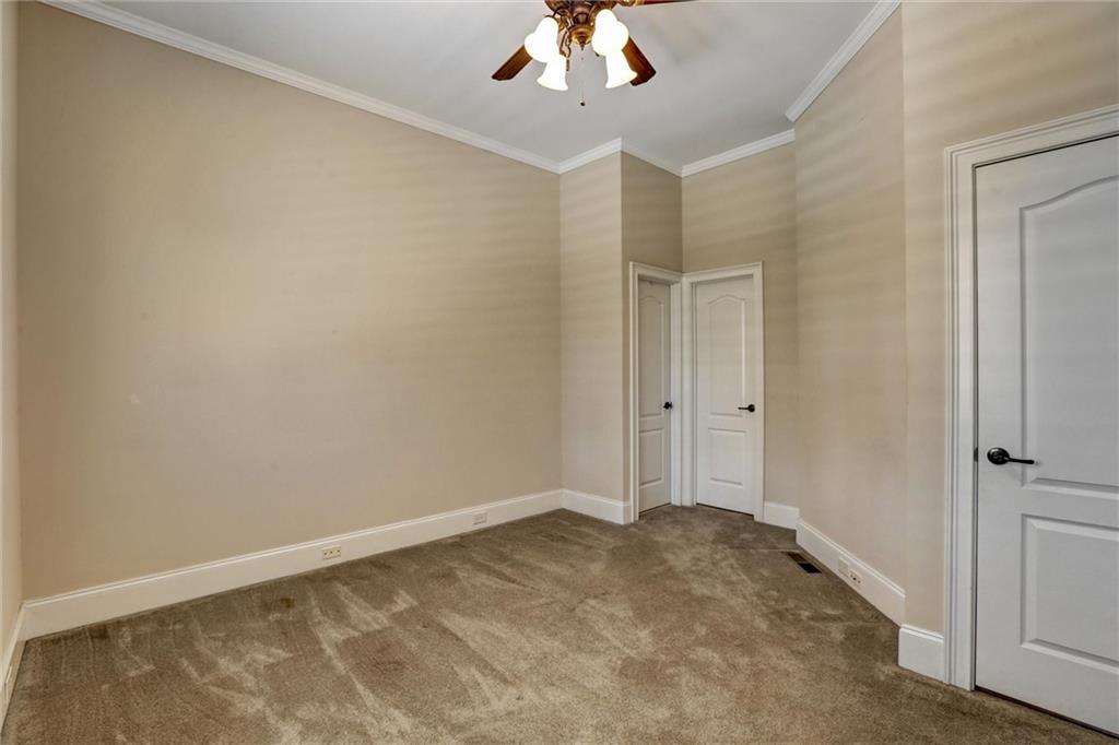 802 Pathview Court