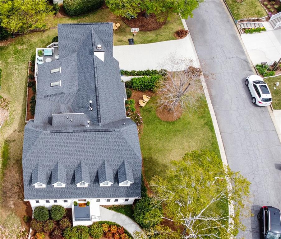 2166 Heritage Heights