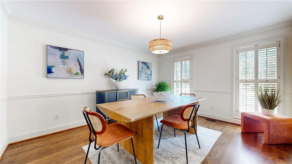 2166 Heritage Heights