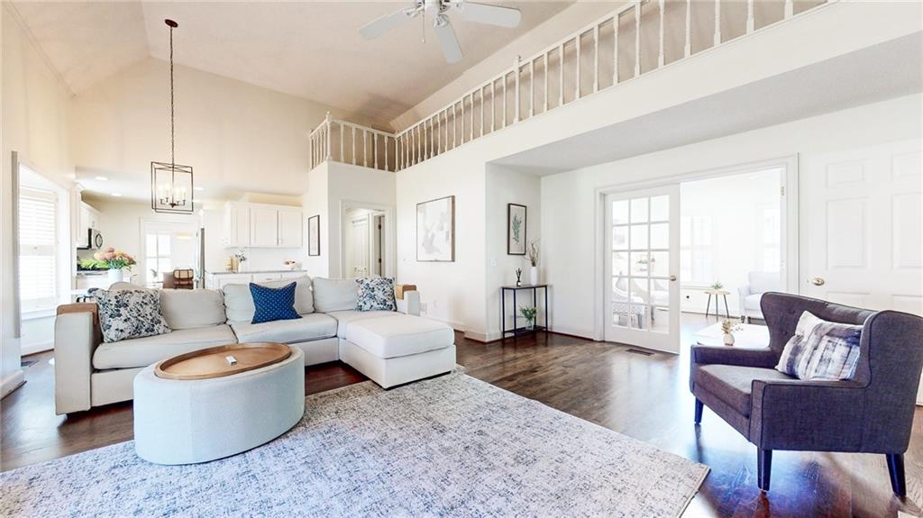 2166 Heritage Heights