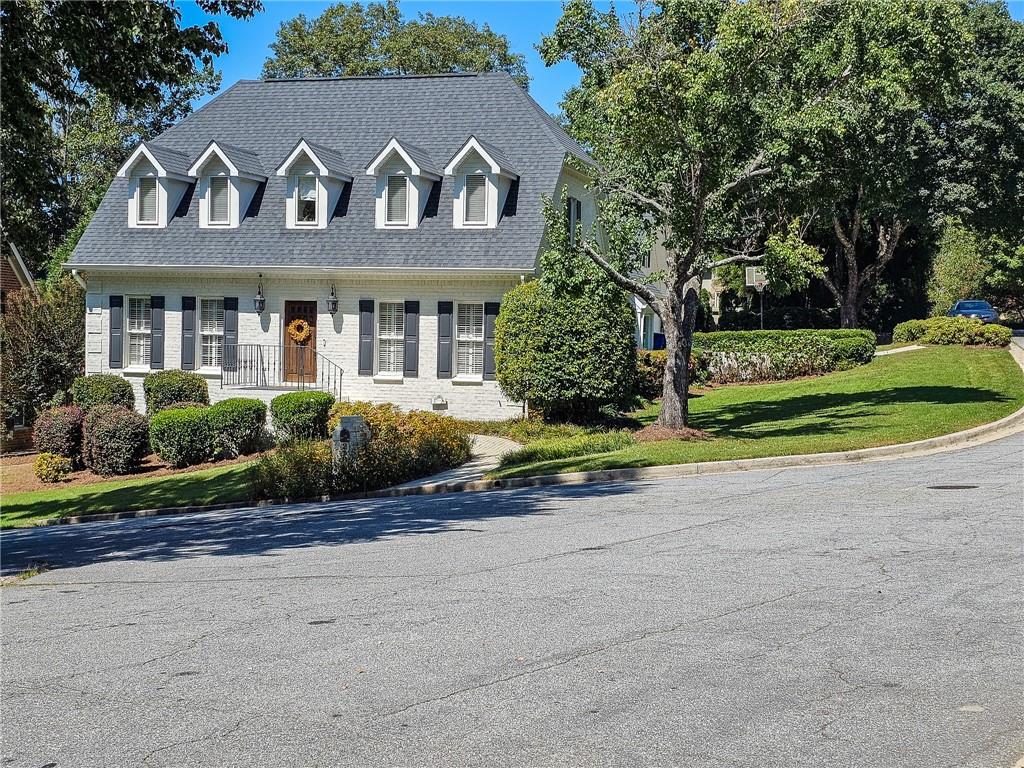 2166 Heritage Heights