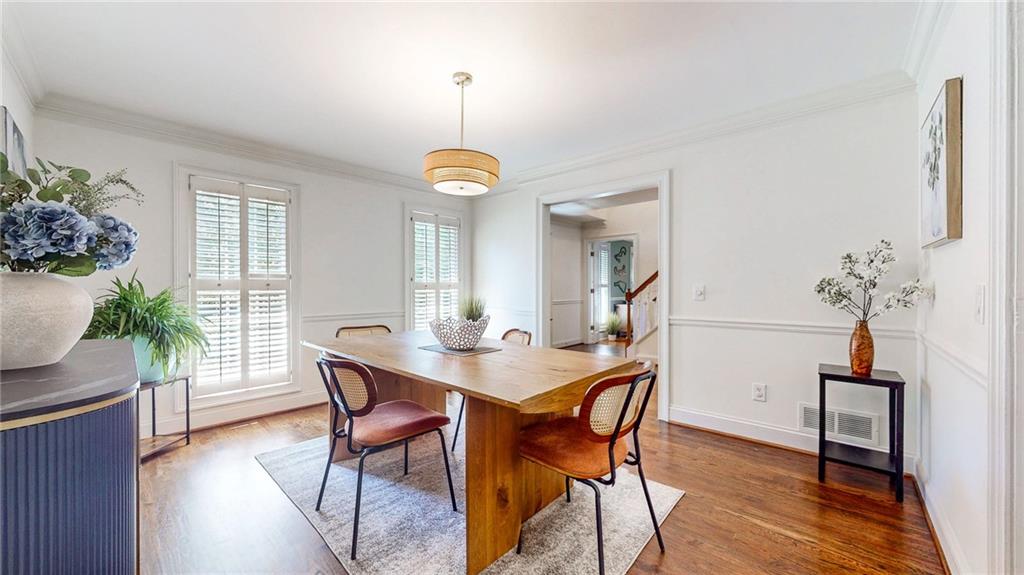 2166 Heritage Heights