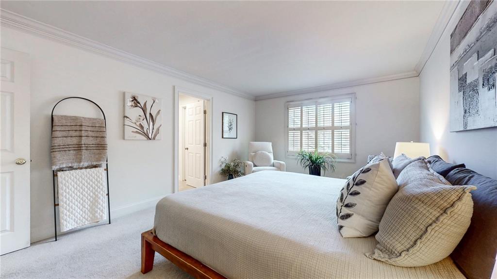 2166 Heritage Heights