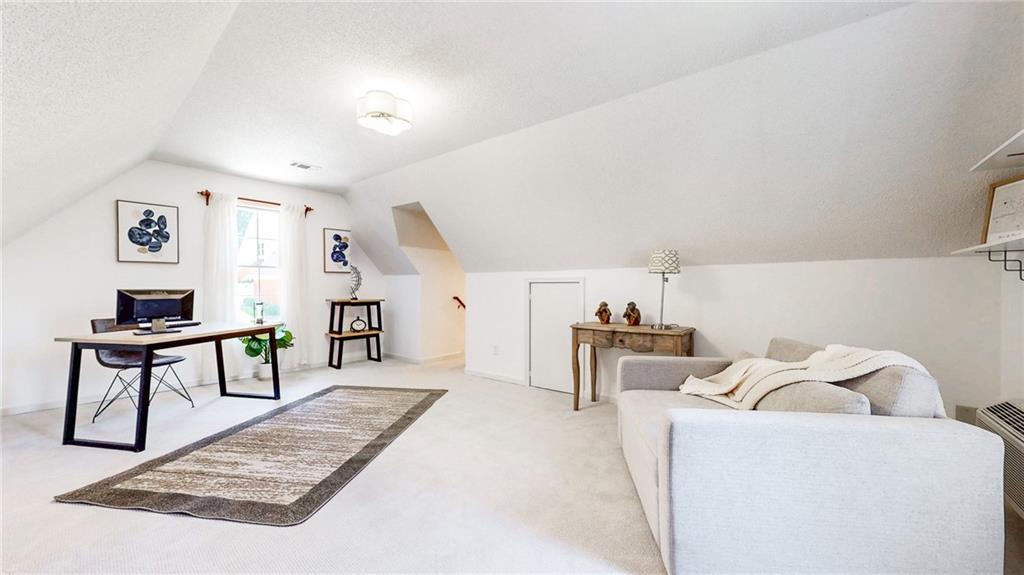 2166 Heritage Heights