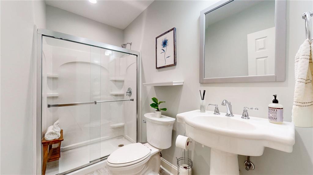 2166 Heritage Heights