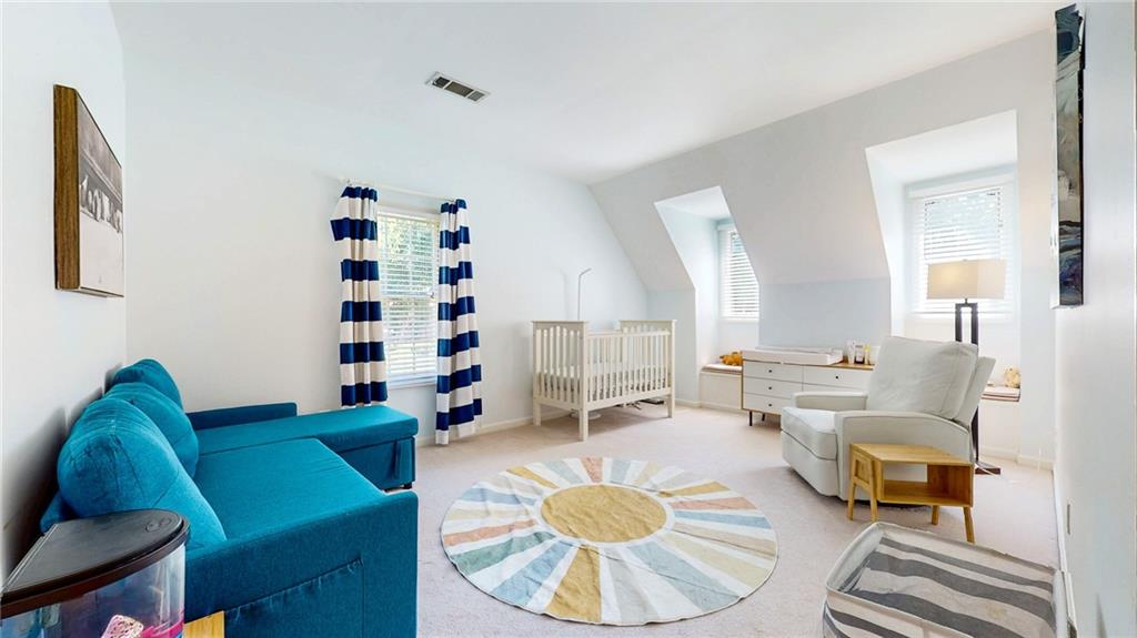 2166 Heritage Heights