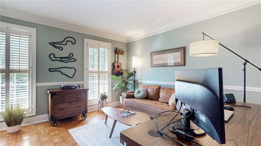 2166 Heritage Heights