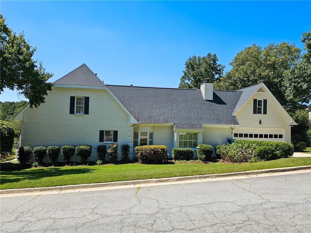 2166 Heritage Heights