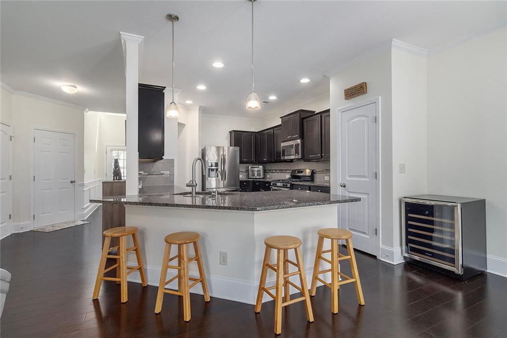 404 Providence Walk Street