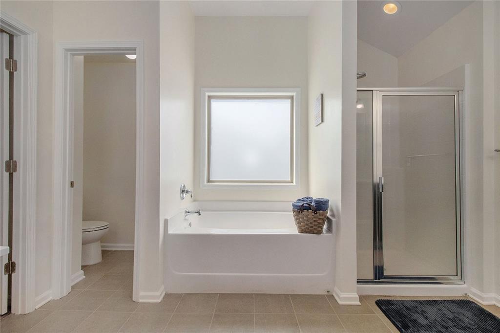 404 Providence Walk Street