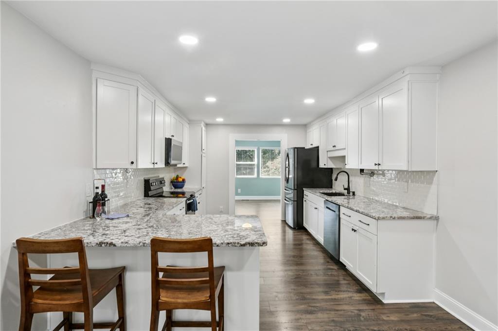 6118 Barfield Road