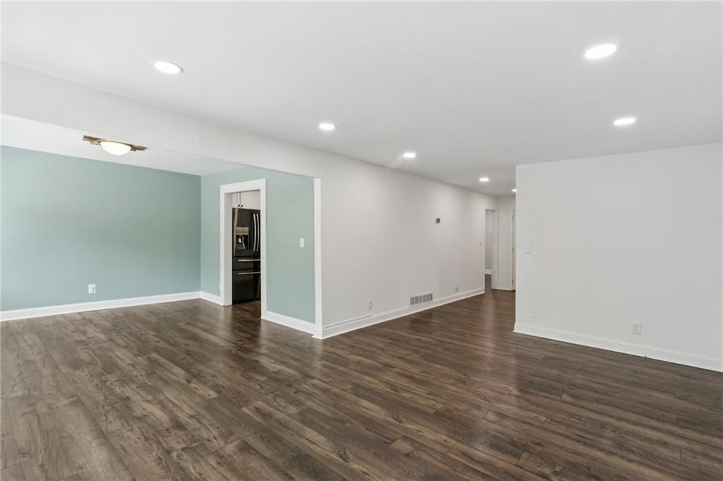 6118 Barfield Road