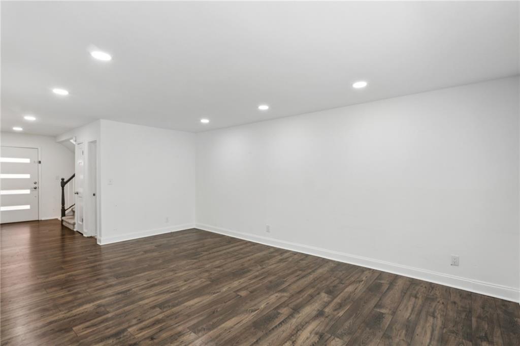 6118 Barfield Road