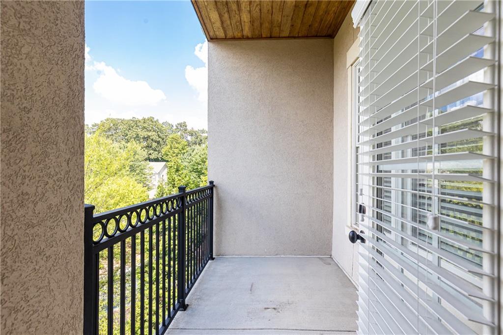 3635 E Paces Circle NE Unit 1311