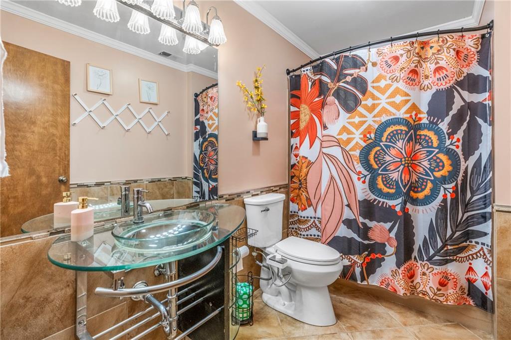 4060 Laurel Ridge Trail SE