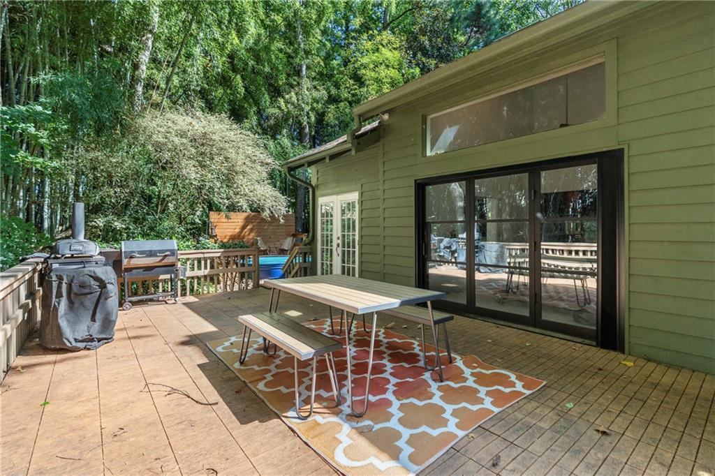 4060 Laurel Ridge Trail SE