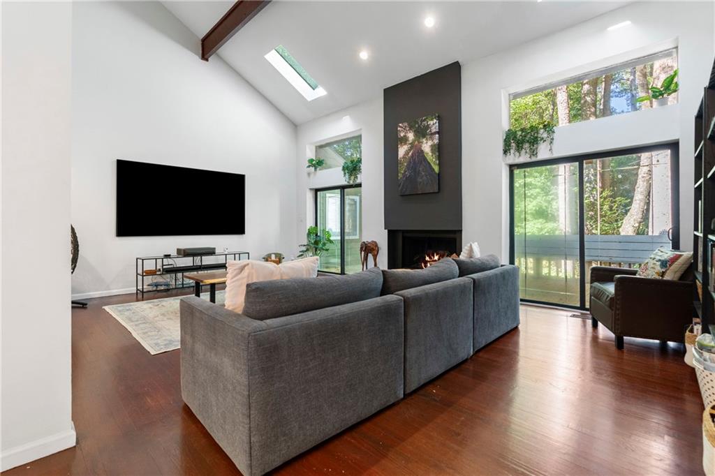 4060 Laurel Ridge Trail SE